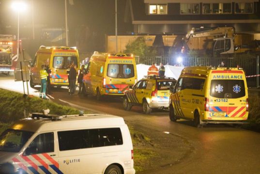 Συναγερμός: Έκρηξη παγιδευμένου αυτοκινήτου στη Σπάαρνταμ της Ολλανδίας – Σοβαρά τραυματισμένοι 2 αστυνομικοί (βίντεο)