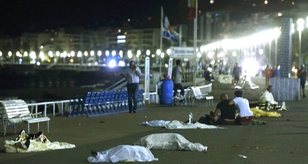 Γαλλία: Κατηγορίες εναντίον 3 ακόμη υπόπτων για σύνδεση με την τρομοκρατική επίθεση στη Νίκαια τον Ιούλιο απήγγειλαν οι Αρχές