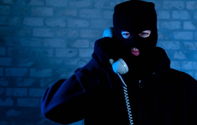 Συναγερμός στην Αστυνομία – Σε εξέλιξη μεγάλη τηλεφωνική απάτη