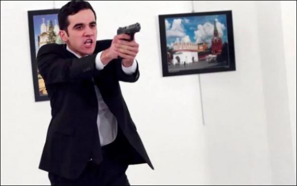 Οπαδός του Φ.Γκιουλέν όταν ήταν φίλος με τον Ρ.Τ.Ερντογάν ο δολοφόνος του Ρώσου πρέσβη