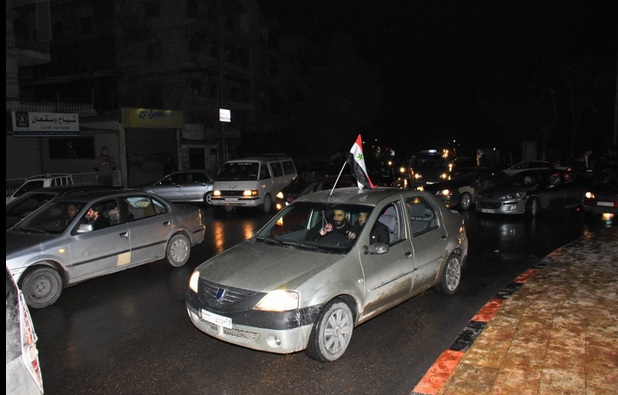 Συνεχείς οι πανηγυρισμοί για την απελευθέρωση του Χαλεπίου (Βίντεο)