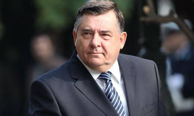 Στη δικαιοσύνη για παραβάσεις στα Πόθεν Έσχες Στ. Μπούκουρας και Γ. Καρατζαφέρης