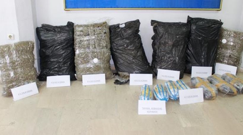 Εγκατέλειψαν αυτοκίνητο με 60 κιλά χασίς λόγω βλάβης –  Εντοπίστηκε από την ΕΛ.ΑΣ