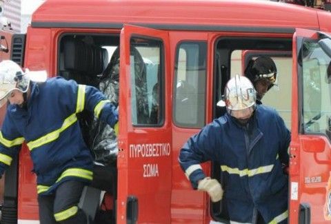 Πυροσβεστική: 46 κλήσεις για κοπές δέντρων και αφαιρέσεις αντικειμένων στην Αττική