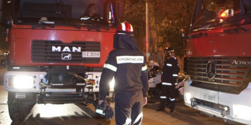 Υπό έλεγχο η πυρκαγιά σε εργοστάσιο στην παλαιά εθνική Θήβας – Αθήνας