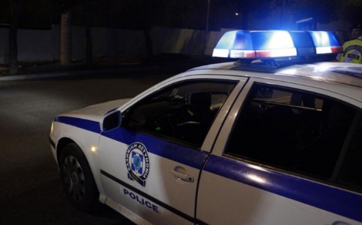 Δύο ληστείες σε Βύρωνα και  Γλυφάδα