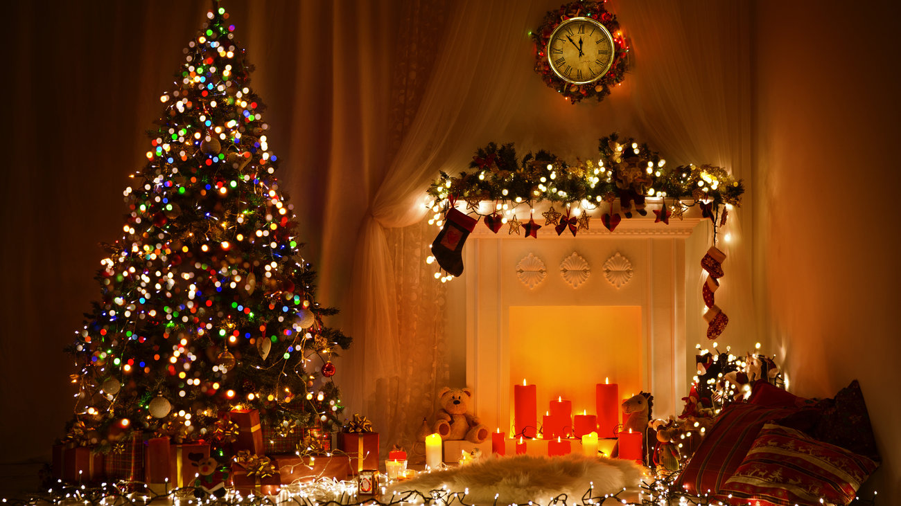 Η Πυροσβεστική συμβουλεύει: «Προσέξτε τα φωτάκια και τα κεριά ενόψει Πρωτοχρονιάς»