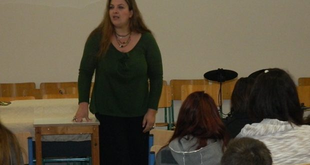 Ιατροδικαστής Πειραιά: «Άγρια η δολοφονία της παιδοψυχιάτρου – Το θύμα δέχθηκε τουλάχιστον 15 μαχαιριές»