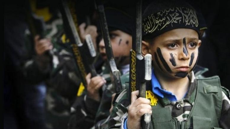 Ο ISIS προετοιμάζει μικρά παιδιά για επιθέσεις αυτοκτονίας – Τα αποκαλεί «πουλιά του παραδείσου»