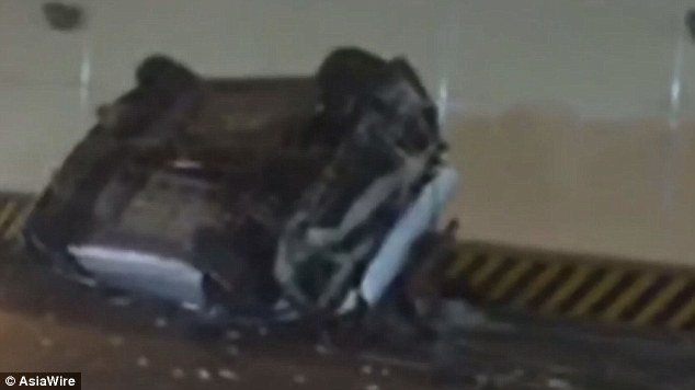 Κίνα: Φοβερό θανατηφόρο τροχαίο κατέγραψε η κάμερα ασφαλείας (βίντεο)