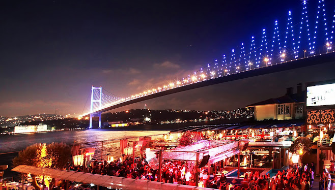 Στέκι της υψηλής κοινωνίας το κλαμπ Reina που δέχτηκε την επίθεση στην Κωνσταντινούπολη (φωτό)