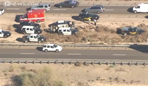 ΗΠΑ: Καταδίωξη και σύλληψη γυμνής γυναίκας που έκλεψε περιπολικό στην Αριζόνα (φωτό, βίντεο)