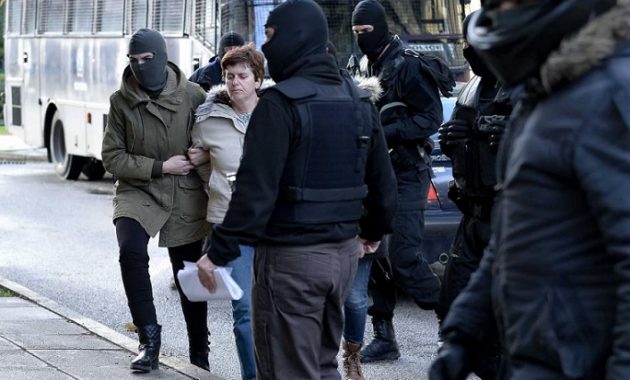 Τσίπρας, Μητσοτάκης και Σαμαράς τα ονόματα στις σημειώσεις της Πόλας Ρούπα – Δεν αποτελούν σχέδια επίθεσης σύμφωνα με την κυβέρνηση (upd)