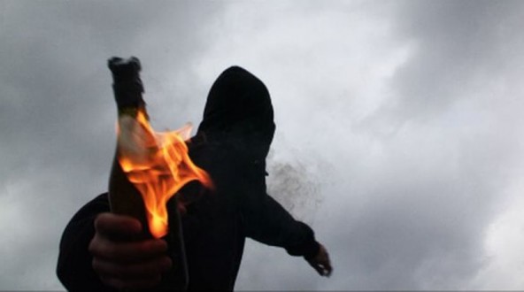 ΕΚΤΑΚΤΟ: Επίθεση με μολότοφ στο Α.Τ. Κορυδαλλού