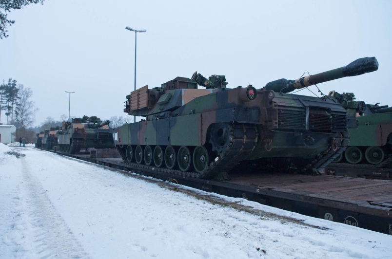 Πολωνία: Φάλαγγα αμερικανικών τεθωρακισμένων οχημάτων εισήλθε σήμερα