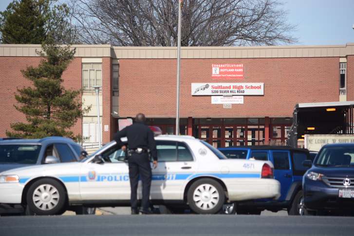 ΗΠΑ: Πυροβολισμοί από ένοπλους μαθητές σε λύκειο στο Μέριλαντ – Ένας τραυματίας
