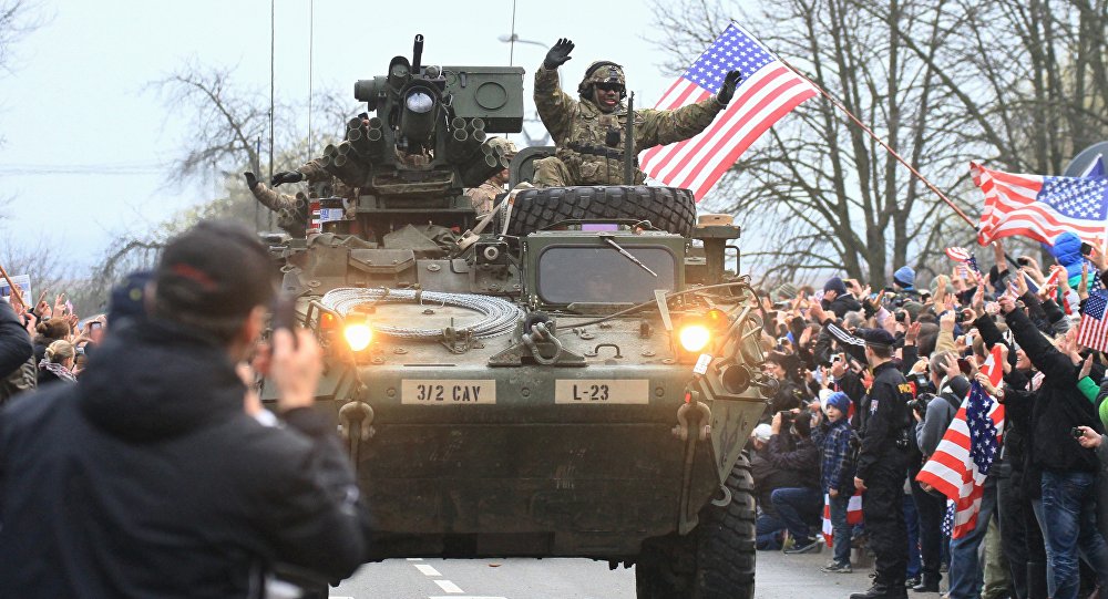 Από την Γερμανία στην Πολωνία: Τελετή αλλαγής σημαίας σε κομβόι του αμερικανικού Στρατού