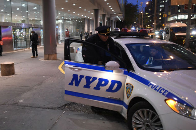 Νέα Υόρκη: Δωδεκάχρονος έβγαλε όπλο για μια κοτομπουκιά!
