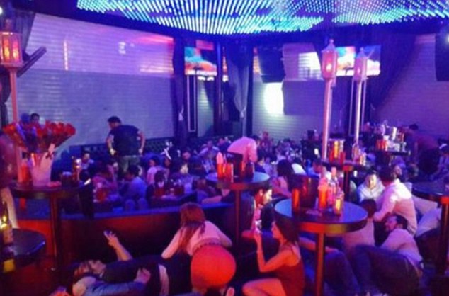 Τουλάχιστον 4 νεκροί από την ένοπλη επίθεση σε κλαμπ στο Μεξικό (βίντεο)