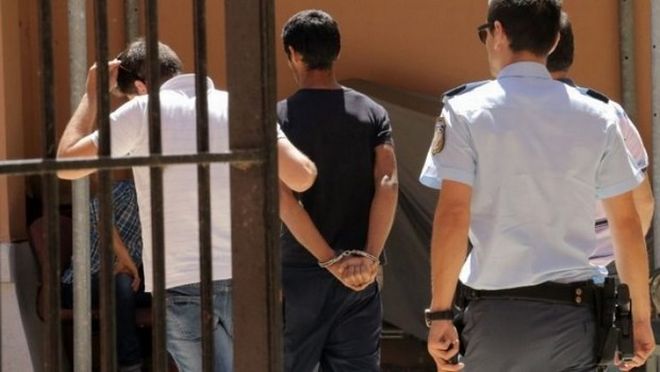 Κρήτη: Ισόβια κάθειρξη σε αλλοδαπό που σκότωσε με μπαλτά ομοεθνή του