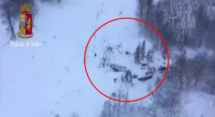 Μαρτυρία για τη χιονοστιβάδα Ιταλία: «Σε μια στιγμή είδα ένα τείχος του χιονιού, μετά τίποτα» (βίντεο)