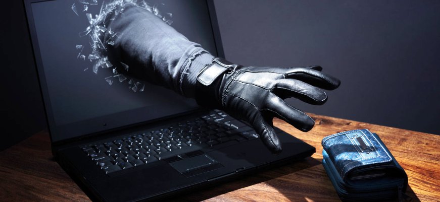 Η ΕΛ.ΑΣ προειδοποιεί: Αυξάνονται τα κρούσματα απάτης στο διαδίκτυο – Πώς αποσπώνται μεγάλα χρηματικά ποσά