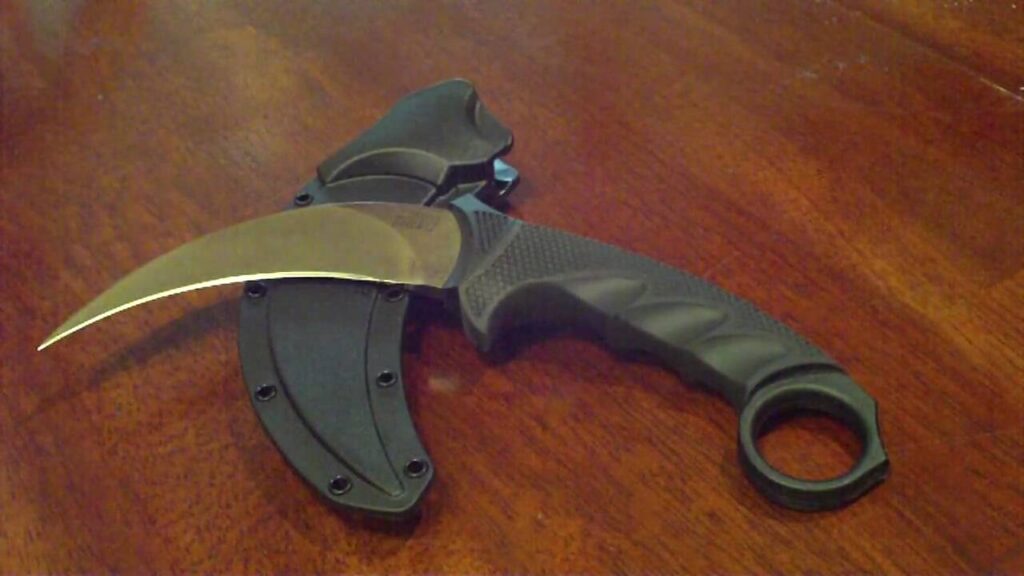 Karambit: Το φονικό φιλιππινέζικο μαχαίρι (βίντεο)