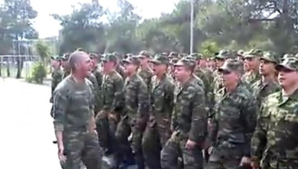 Όταν τα ΛΟΚ τραγουδάνε για την Ελλάδα: «Η Κύπρος είναι Ελληνική και η Μακεδονία»!!! (βίντεο)