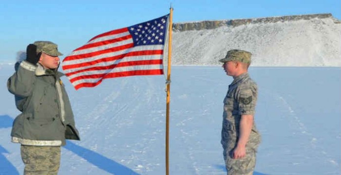 Thule: Η πιο απομονωμένη βάση των ΗΠΑ στον Αρκτικό Κύκλο (φωτό)