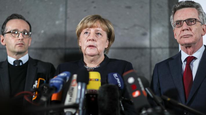 H Γερμανία επιταχύνει τις απελάσεις μεταναστών