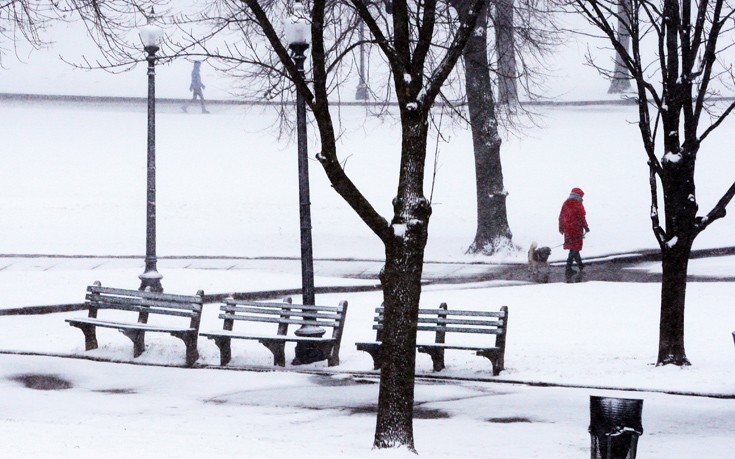 ΗΠΑ: Σφοδρή χιονοθύελλα στο βορειανατολικό τμήμα της χώρας (φωτό)