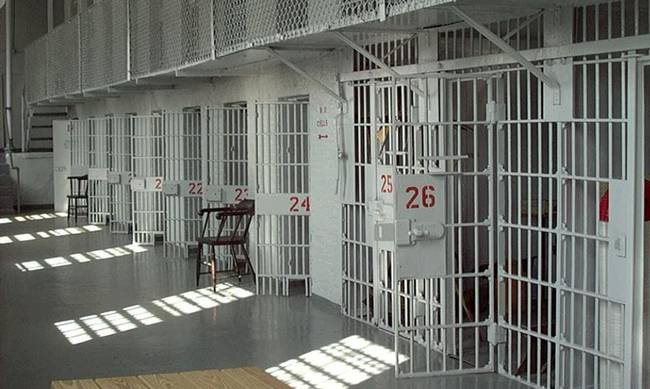 Αττική: Εξιχνιάστηκε κύκλωμα διακίνησης ναρκωτικών σε φυλακές