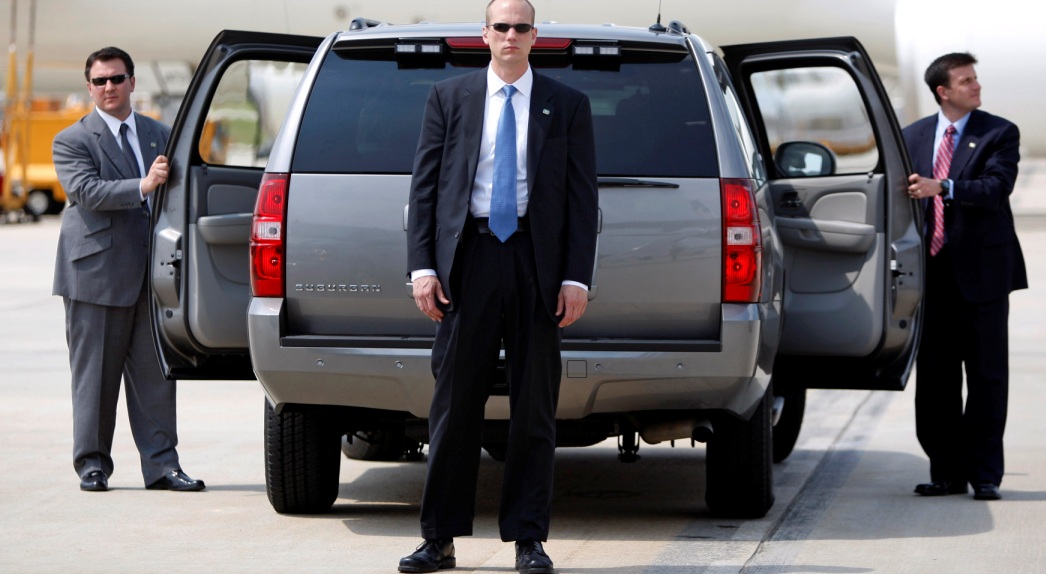 «Αντεπίθεση»  Ντ.Τραμπ:  «Έστειλε για… τσάι»  τον επικεφαλής της μυστικής υπηρεσίας