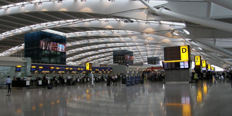 Συνελήφθη ύποπτος για τρομοκρατική επίθεση στο αεροδρόμιο του Χίθροου