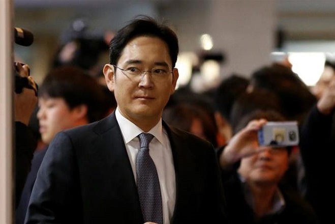 Ν. Κορέα: Προφυλακίστηκε ο επικεφαλής της Samsung