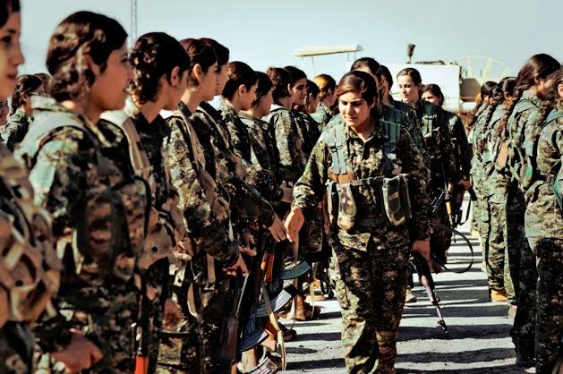 Στρατιωτική μονάδα γυναικών συγκρότησε η Συρία! (βίντεο)