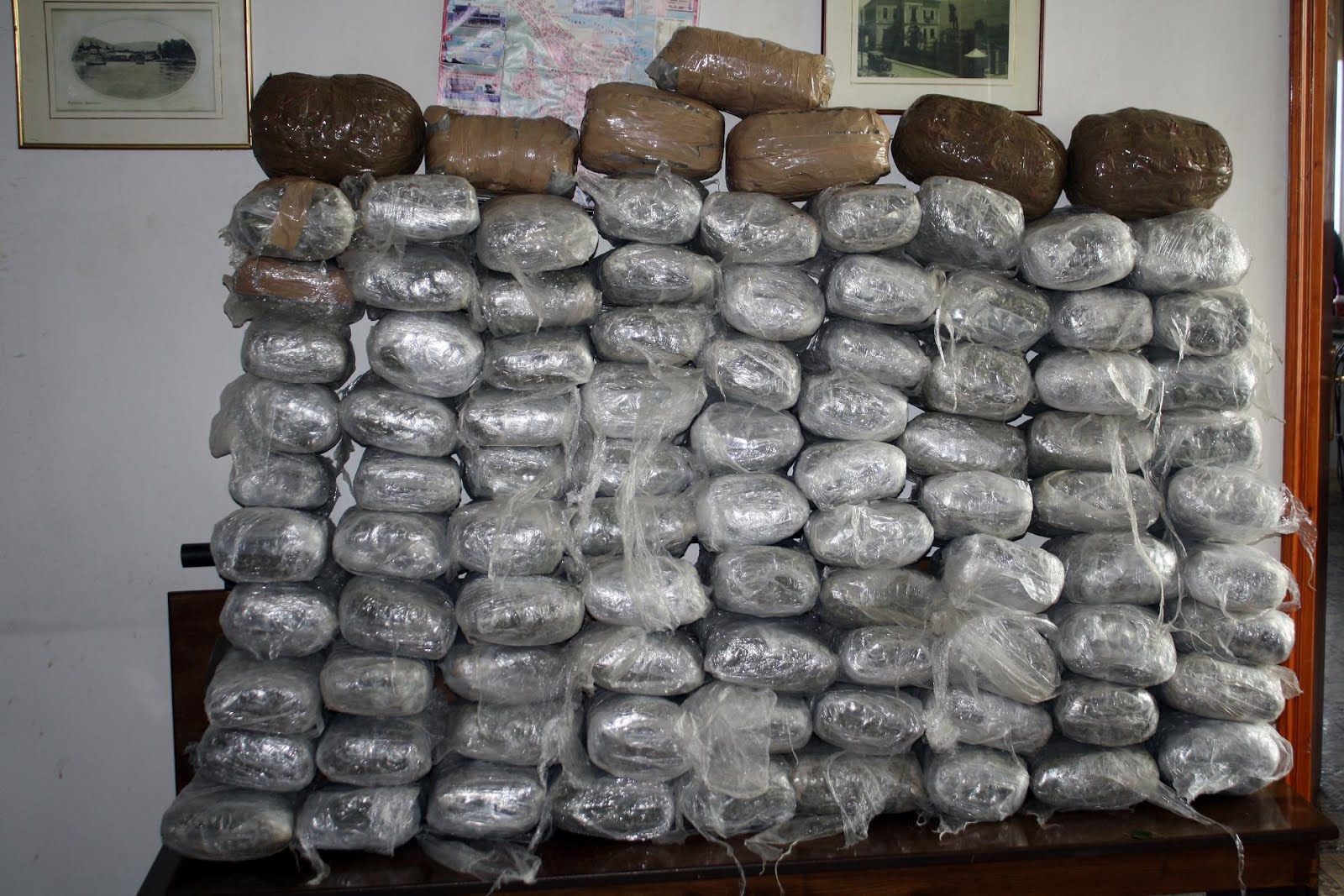 Η ΕΛ.ΑΣ απαντά: «Πού παραδίδονται και καταστρέφονται τα ναρκωτικά που κατάσχονται» (φωτό)