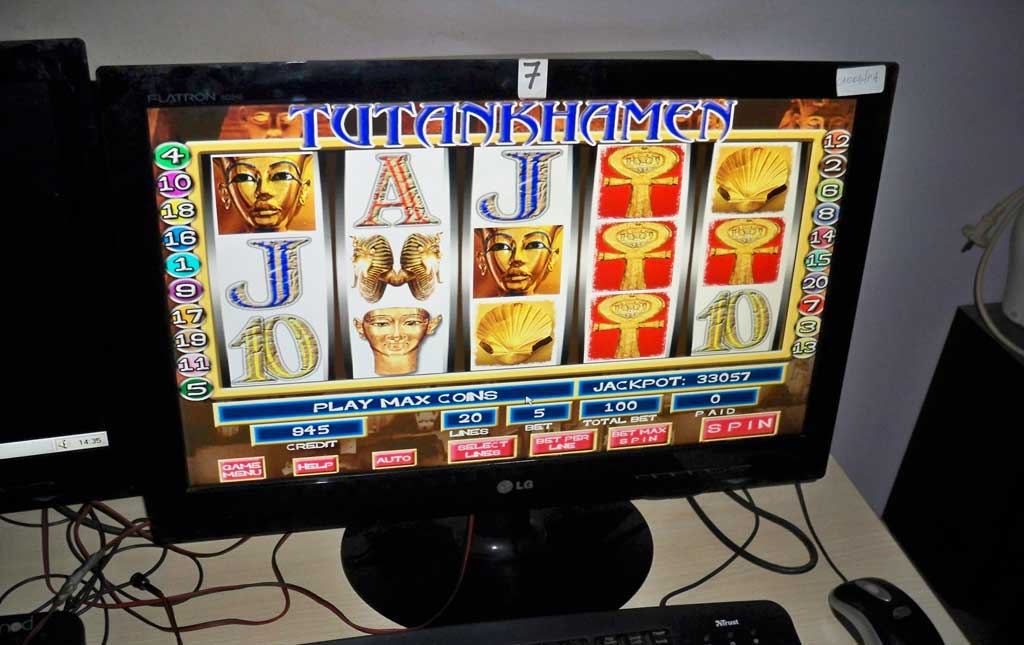 Κατερίνη: Παράνομο ίντερνετ καφέ με «φρουτάκια»