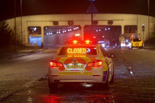 Κατάσταση επείγουσας ανάγκης στο Μάντσεστερ – Πυρκαγιά σε τούνελ διέλευσης οχημάτων (φωτό)