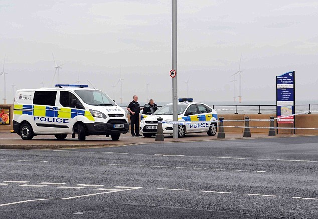 Βρετανία: Bίαζαν μητέρα για επτά ώρες μπροστά στο 7χρονο παιδί της!