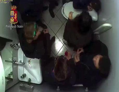 Αποκαλύφτηκε κύκλωμα οπαδών για διακίνηση ναρκωτικών (φωτό, βίντεο)