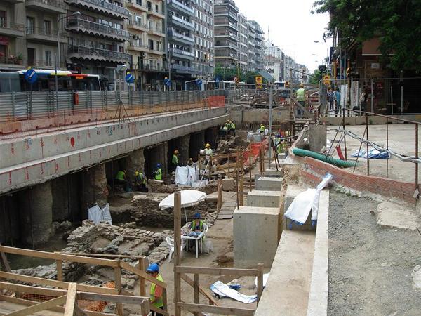 Άνδρας «ξάφρισε» το εργοτάξιο στο οποίο δούλευε