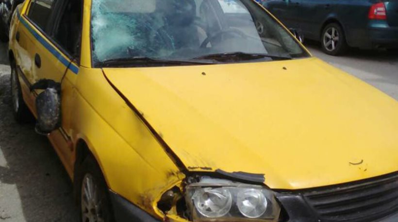 Αμφιλοχία: Ο 19χρονος οδηγούσε παλιό ταξί χωρίς πινακίδες (φωτό)
