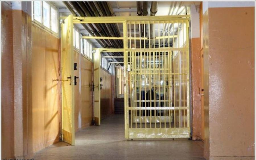 Προφυλακιστέος κρίθηκε ο αρχηγός του κυκλώματος των τοκογλύφων στα Ιωάννινα