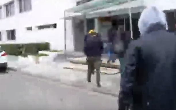 Καρέ-καρέ η εισβολή του Ρουβίκωνα στη Speedex (βίντεο)