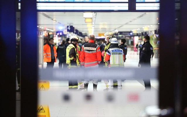 Ντίσελντορφ: Άνδρας με ψυχικά προβλήματα ο ο δράστης της επίθεσης (φωτό, βίντεο) (upd)