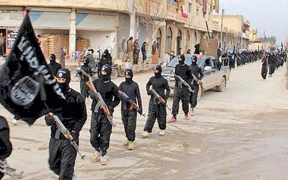 Συρία: Αντίστροφη μέτρηση για την επίθεση με στόχο την ανακατάληψη της Ράκας