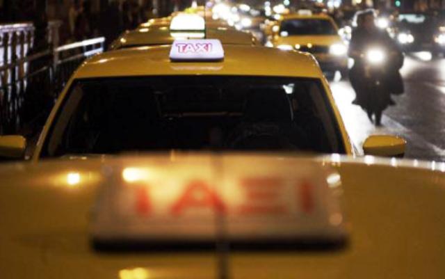 Πέφτει σε αντιφάσεις ο ειδικός φρουρός που σκότωσε τον ταξιτζή