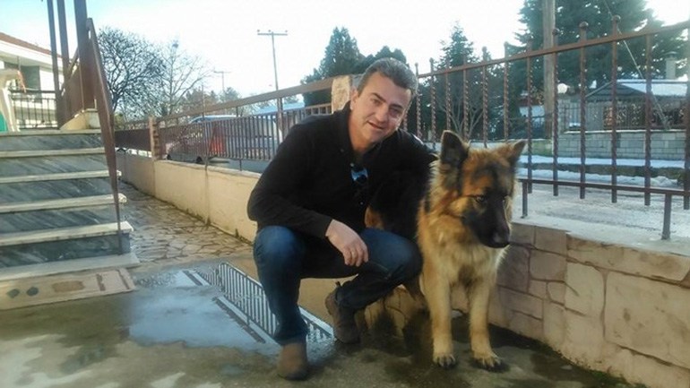 Δολοφονία ταξιτζή στην Καστοριά: Άγνωστο παραμένει το κίνητρο του εγκλήματος – Ο Ειδικός Φρουρός δεν μίλησε ούτε στους γονείς του (φωτό)