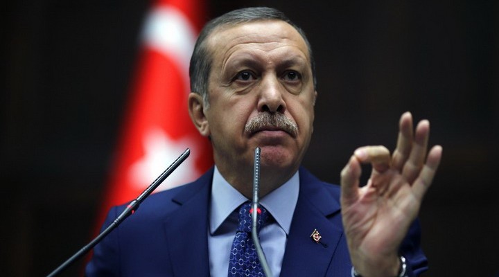 Συνεχίζει «το βιολί του» ο Ερντογάν: Kατηγορεί τους Ολλανδούς για το ρόλο τους στη σφαγή της Σρεμπρένιτσα